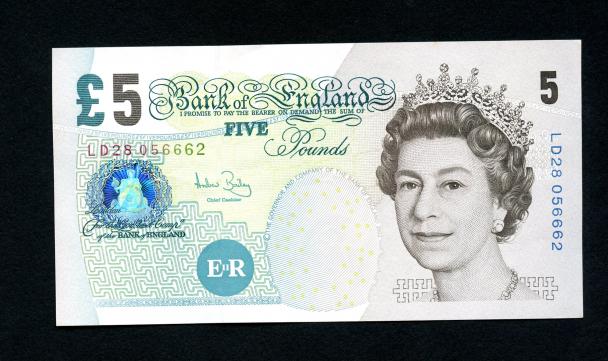 Bank of England £5 Five Pound Note January 2004