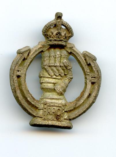 Royal Armoured Corps R.A.C. World War Two Bakelite Badge