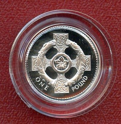 2001 UK  Silver Proof Piedfort £1 One Pound Coin  Northern Ireland Celtic Cross Design Obverse