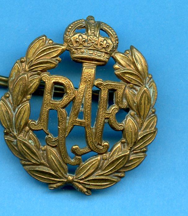 Royal Air Force WW2 Brass King's Crown Cap Badge