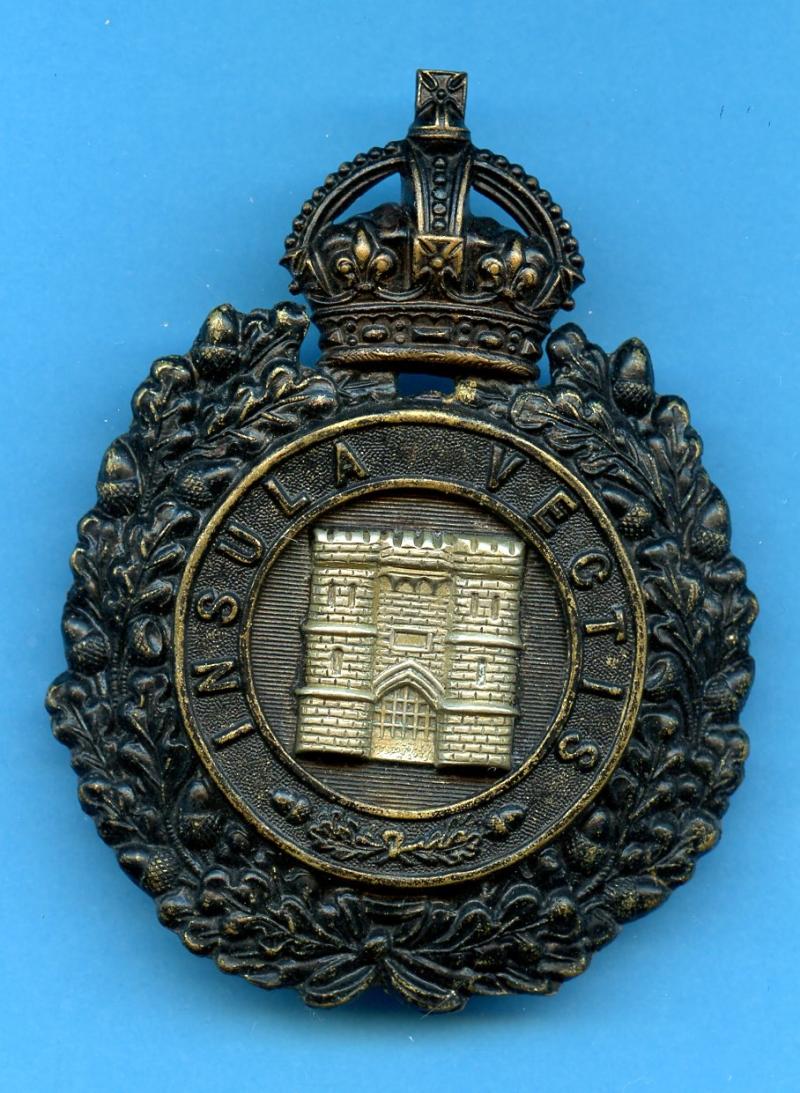 Isle of Wight Constabulary Pre 1943 police helmet plate Badge