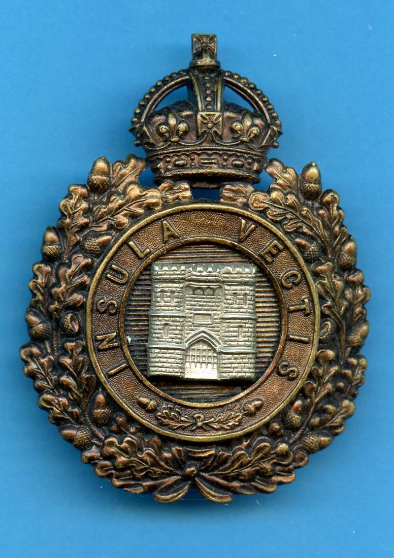 Isle of Wight Constabulary Pre 1943 police helmet plate Badge