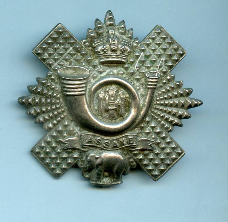 Highland Light Infantry H.L.I.  Imperial Crown   Cap Badge