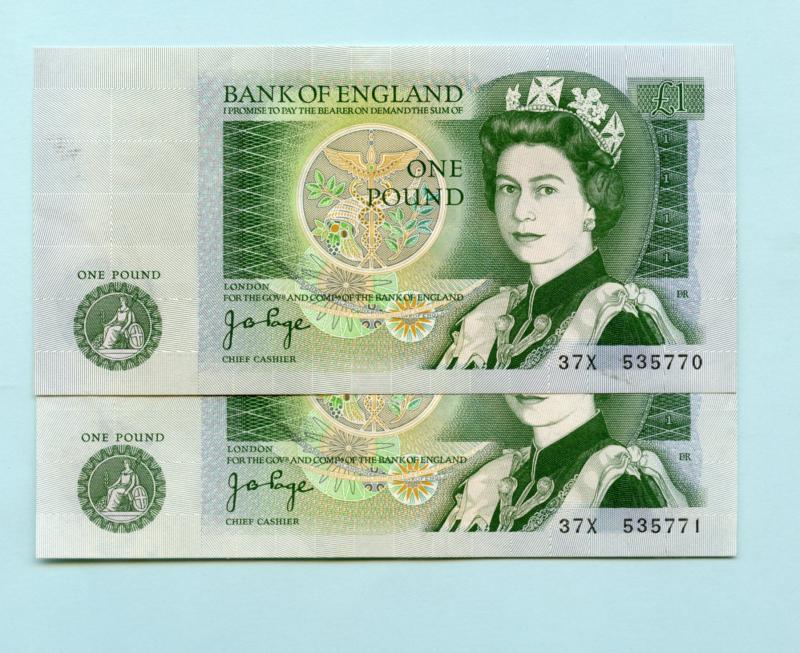 Pair of Consecutive Bank of England  £1 One Pound Notes  February 1978 Prefix 37X