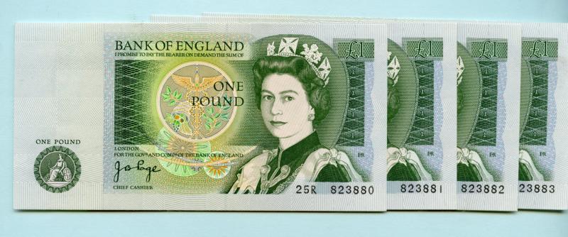 Four Consecutive Bank of England  £1 One Pound Notes  February 1978 Prefix 25R