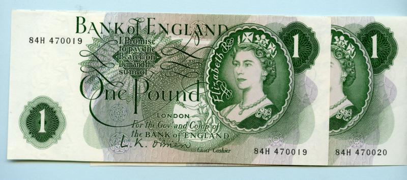 Pair of Consecutive  Uncirculated Bank of England  £1 One Pound Notes  March 1960 Prefix 84H