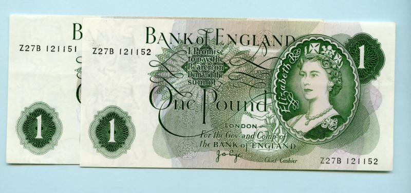 Pair of Consecutive  Bank of England  £1 One Pound Notes  1970- Prefix  Z27B