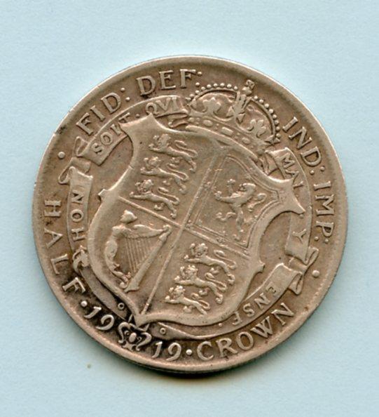 UK George V  Half Crown Coin  Dated 1919