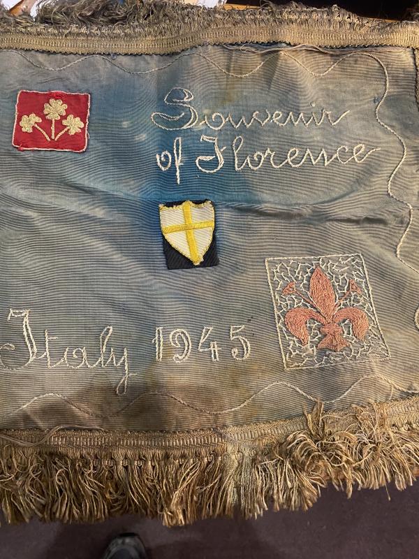 WW2 Italian Campaign Silk Flag with 8th Army & 8th Indian Division Cloth Badges