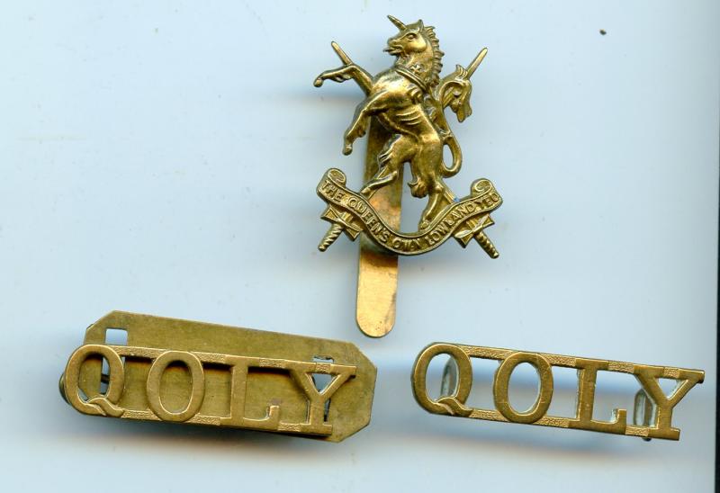 Queen's Own Lowland Yeomanry Brass Cap Badge with pair of shoulder Titles
