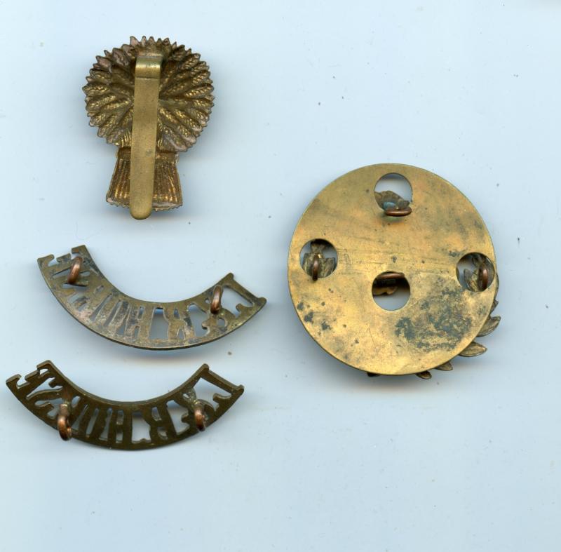 Set of WW1 Lothian and Border Horse Yeomanry Badges