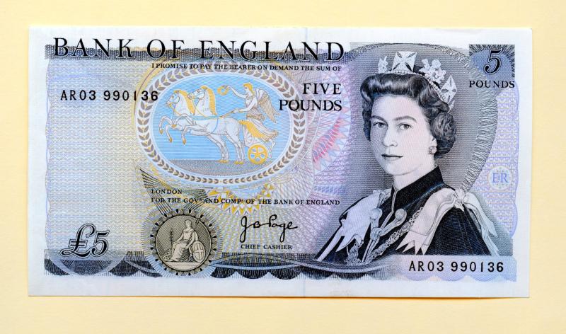 Bank of England  £5 Five Pounds Notes  Date  August  1973  Signatory J B Page Serials AR 03