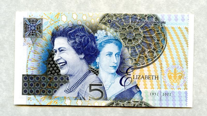 Royal Bank of Scotland £5 Five Pounds Notes Queen's Golden Jubilee Commemorative in Issue Folder Dated 6th February 2002