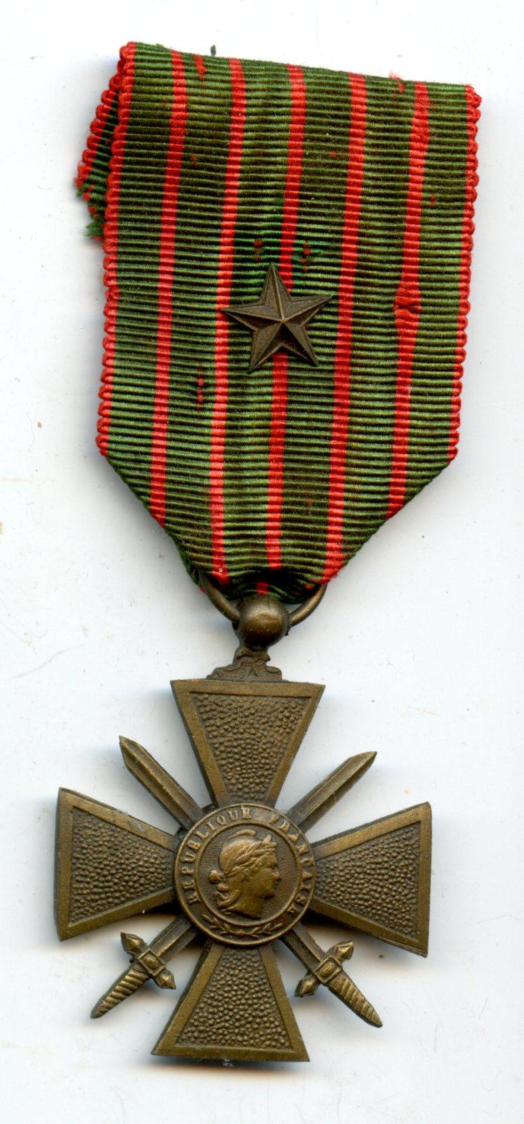 France French  Croix De Guerre Medal   Reverse Dated 1914-18