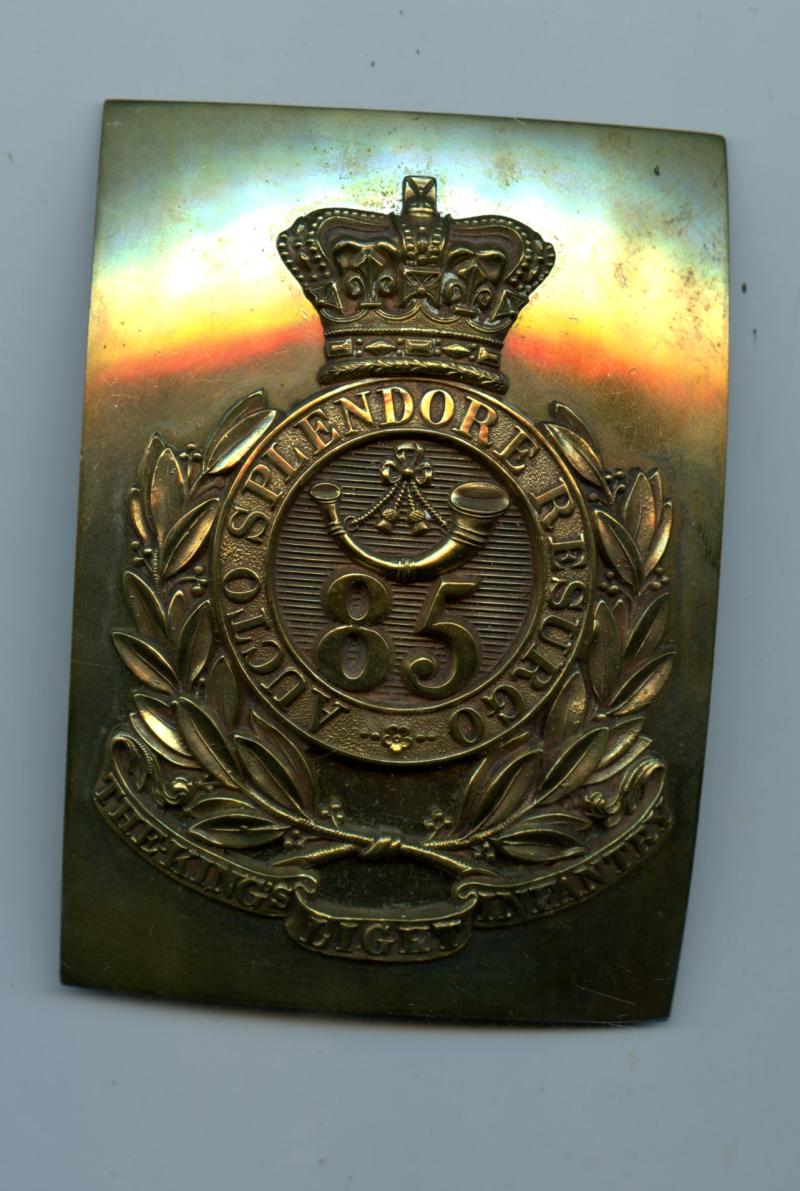 Set Officer's Kings Shropshire Light Infantry & The 85th (Bucks Volunteers) Regiment of Foot Shoulder Belt Waist Belt & Helmet Plate Badges