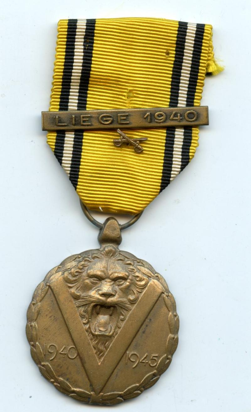WW2 Belgium Commemorative War Medal 1940-45 With Clasp Liege 1940
